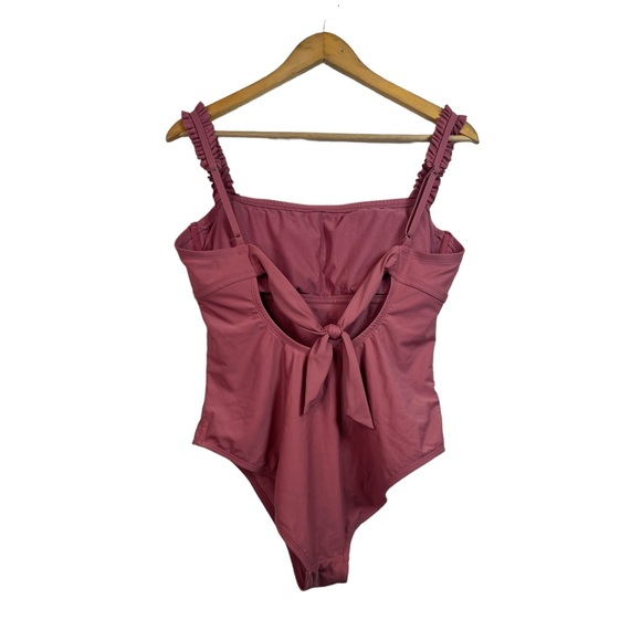Kona Sol Pink Ruffle Square Neck One Piece Swimsuit Size L - Picture 2 of 9